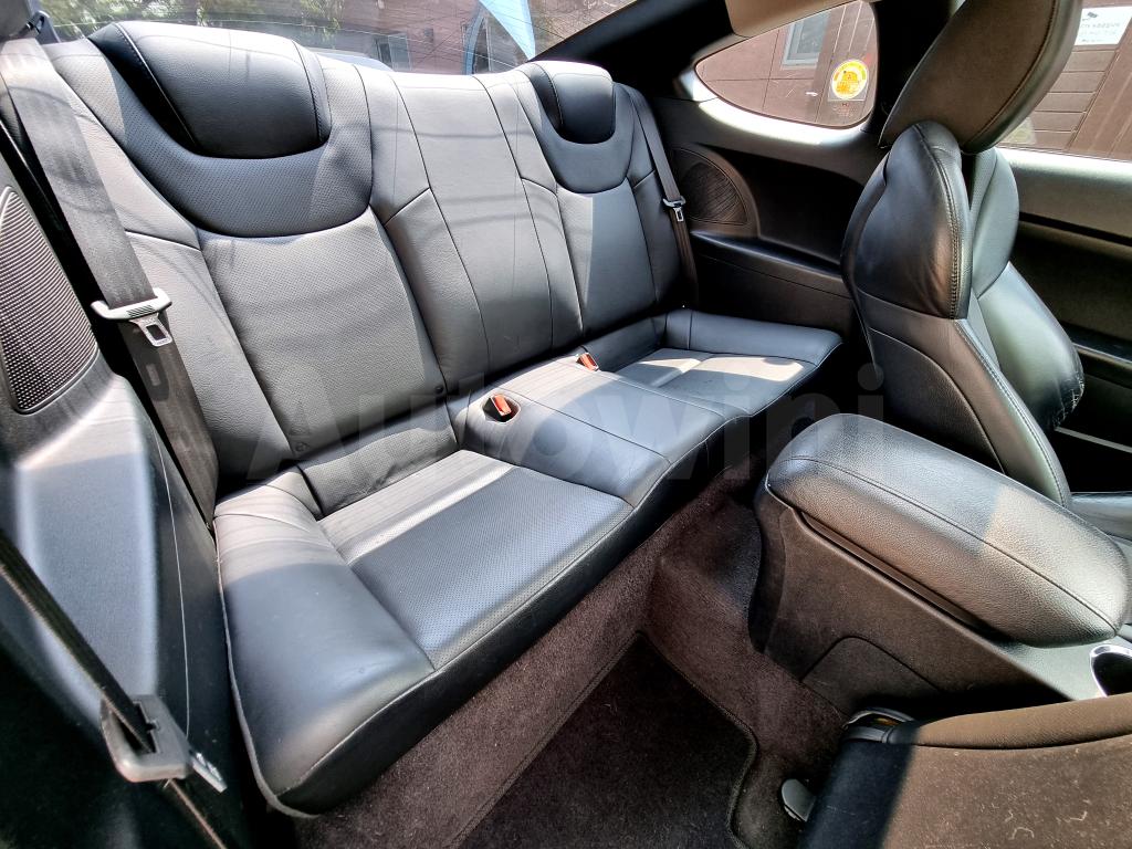 2010 HYUNDAI GENESIS COUPE 380GT - 32