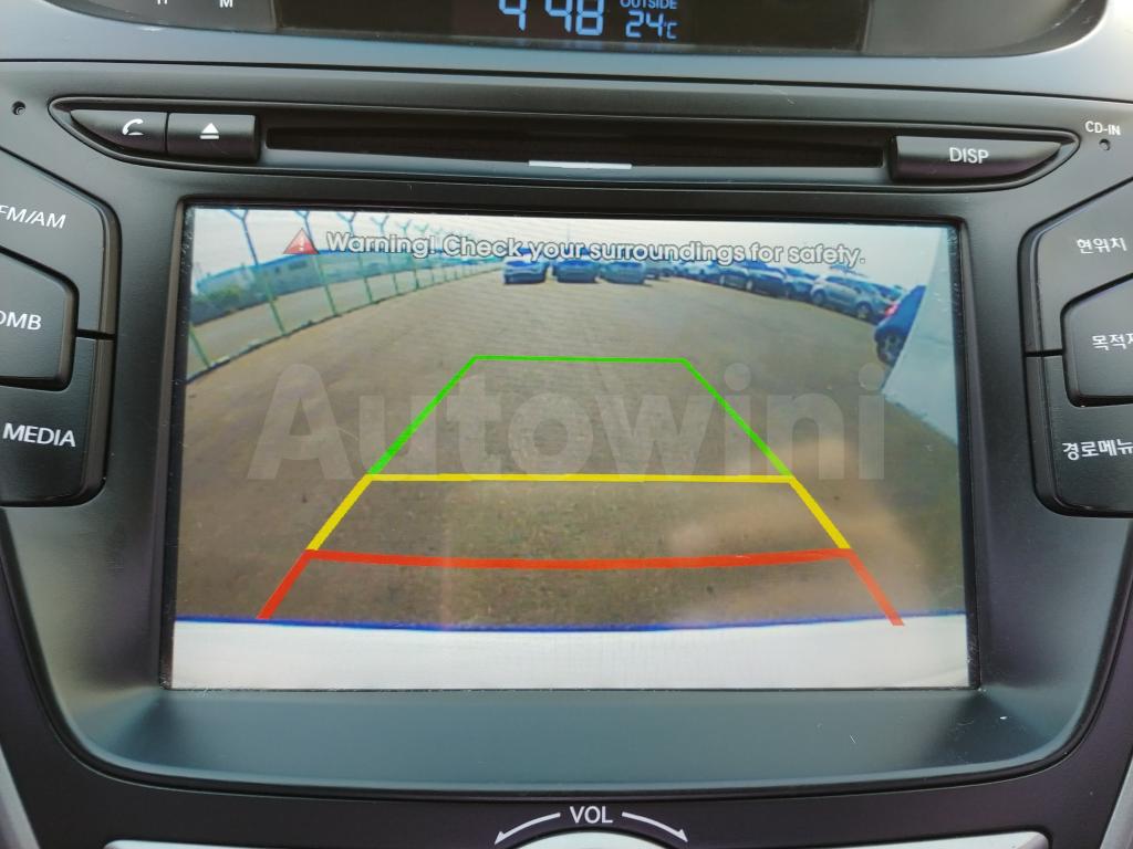 2015 HYUNDAI  AVANTE ELANTRA 1.6 VGT *NAVI+R.CAM+AUTO A/C* - 23