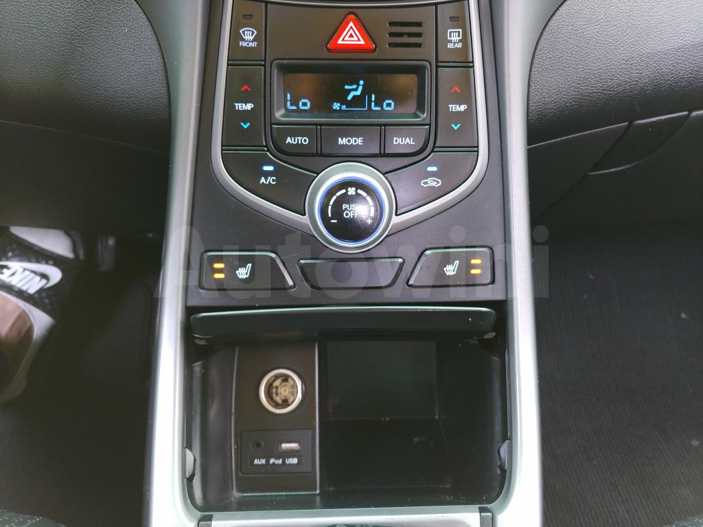 2015 HYUNDAI  AVANTE ELANTRA 1.6 VGT *NAVI+R.CAM+AUTO A/C* - 24