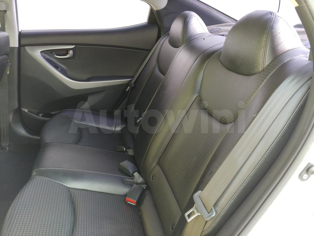 2015 HYUNDAI  AVANTE ELANTRA 1.6 VGT *NAVI+R.CAM+AUTO A/C* - 30
