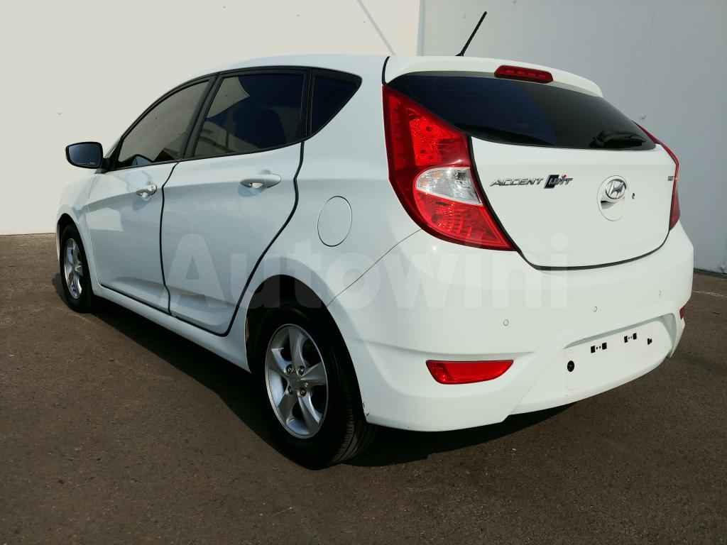 KMHCT51UBCU065487 2012 HYUNDAI ACCENT  WIT *S.ROOF+LEATHER+NO ACCI*-5