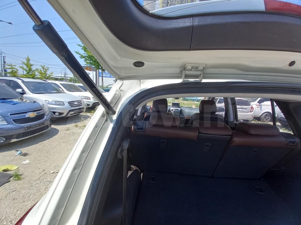 2011 HYUNDAI SANTAFE CM EXCELLENT CONDITION - 12