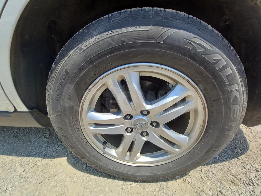2011 HYUNDAI SANTAFE CM EXCELLENT CONDITION - 29