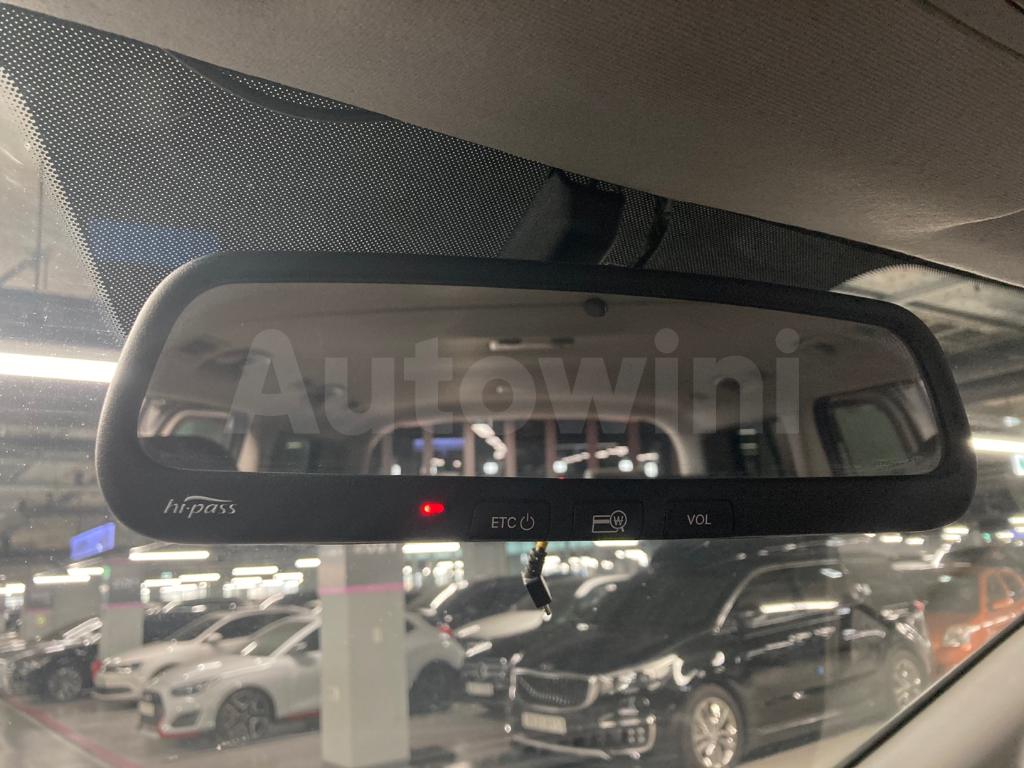 2017 HYUNDAI GRAND STAREX H-1 12SEAT/AUTOMATIC/VGT - 39