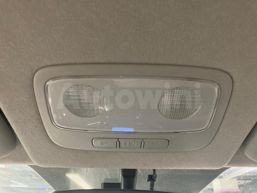 2017 HYUNDAI GRAND STAREX H-1 12SEAT/AUTOMATIC/VGT - 40