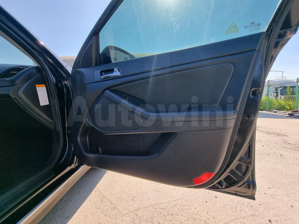 2013 KIA K5 OPTIMA . - 23