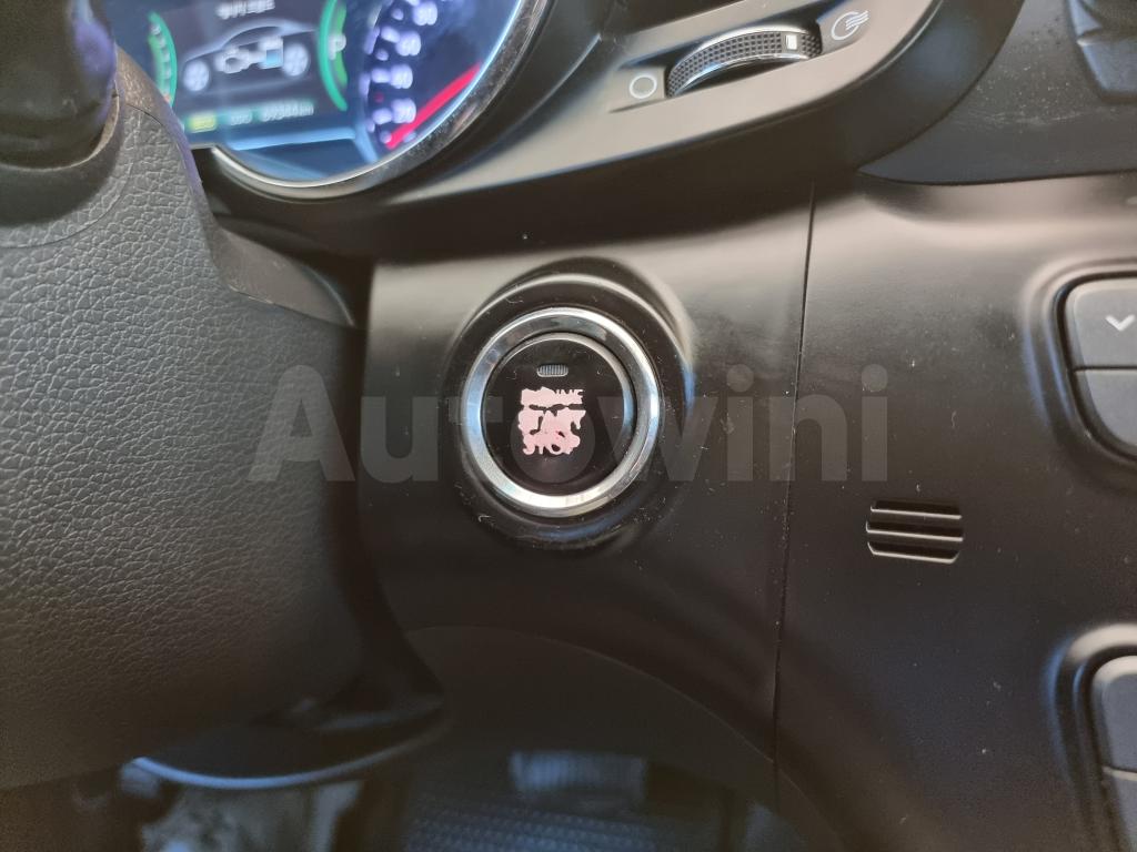 2013 KIA K5 OPTIMA . - 35
