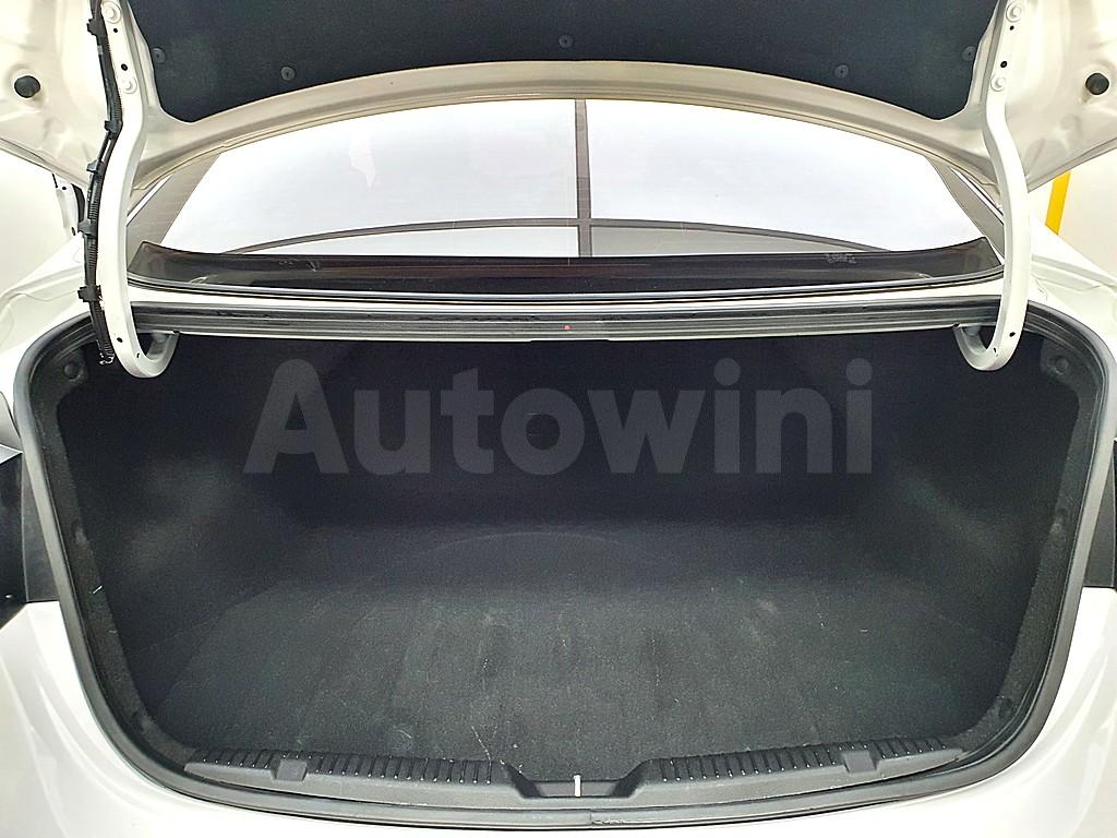 2016 HYUNDAI  AVANTE ELANTRA 1.6 GDI SMART BASIC - 18