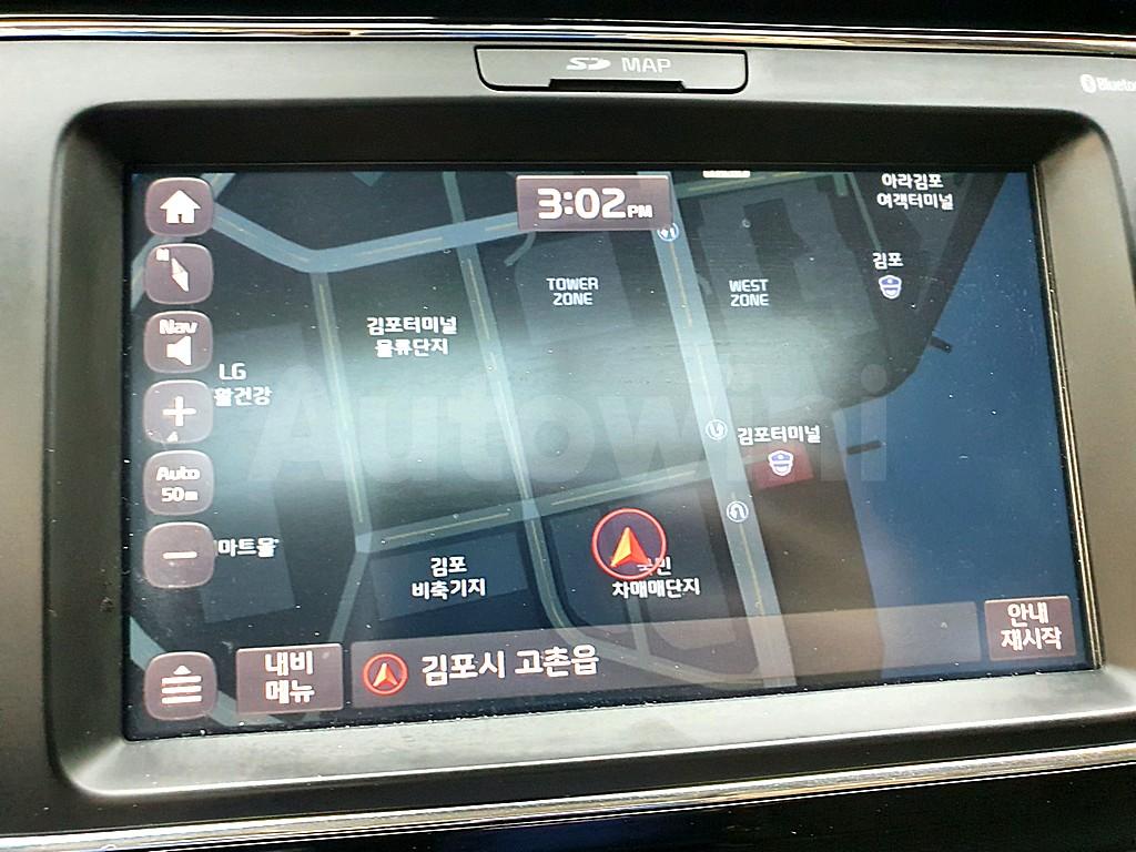 2018 KIA  CARNIVAL DIESEL 2.2 7 SEATER LIMOUSINE - 11