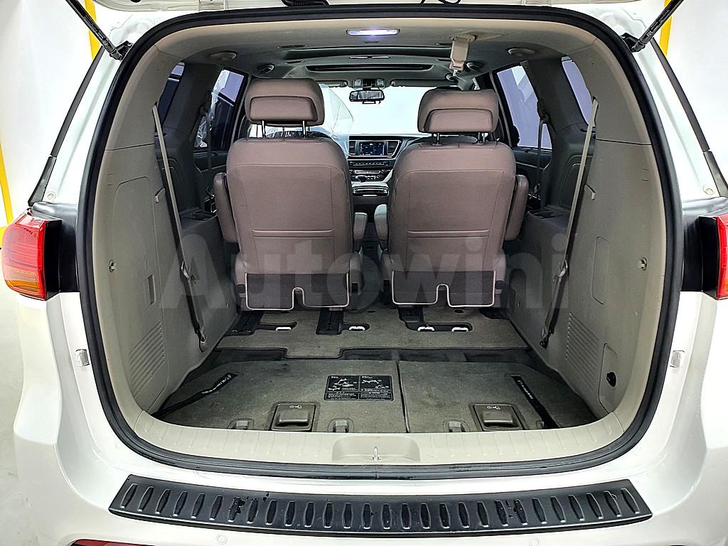 2018 KIA  CARNIVAL DIESEL 2.2 7 SEATER LIMOUSINE - 16