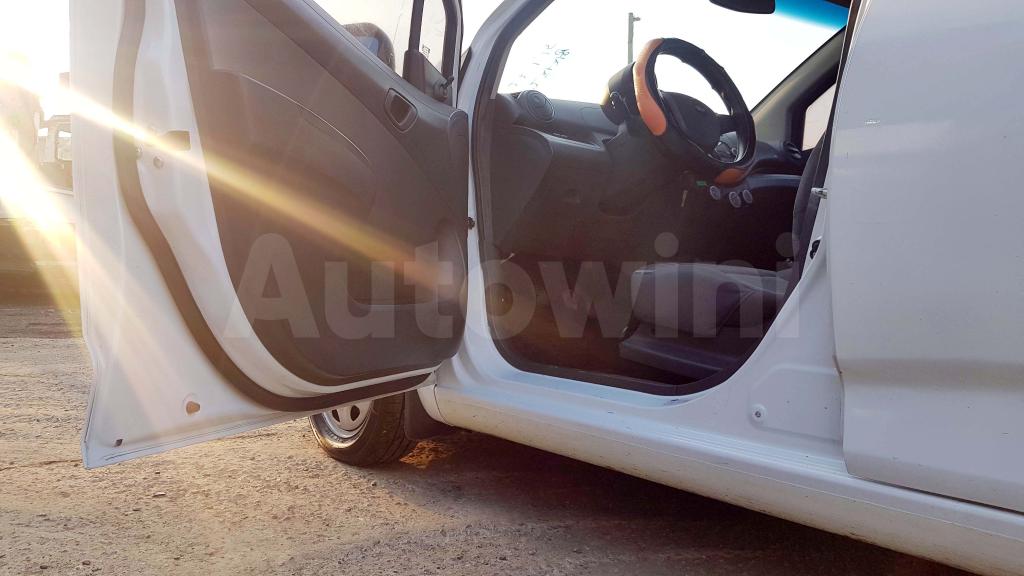 2013 GM DAEWOO (CHEVROLET) SPARK MT WHITE - 11