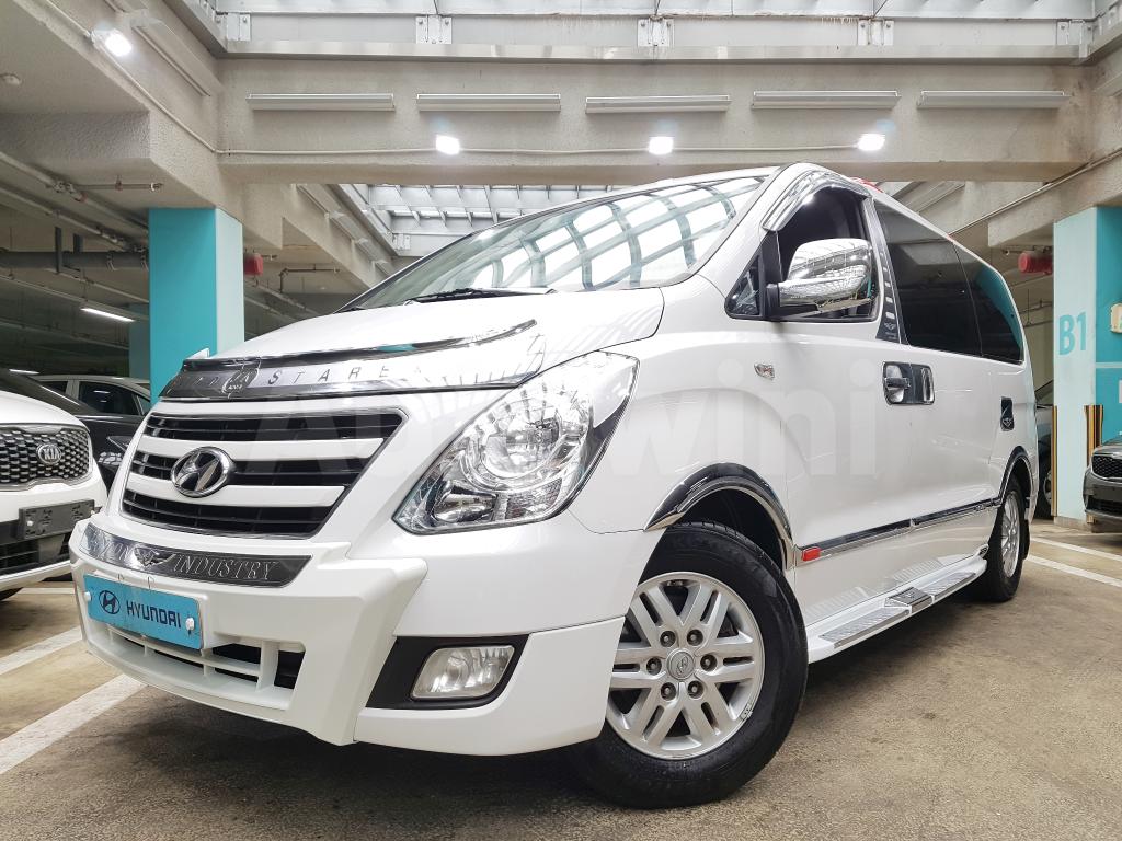 KMFWBX7KBHU849003 2017 HYUNDAI GRAND STAREX H-1 NEW MODEL(12S+ANDROID+CROME)-0