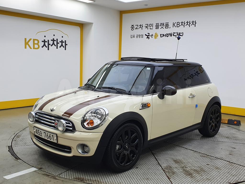 WMWMF3105ATZ76899 2010 MINI COOPER 1.6 MAYFAIR-0