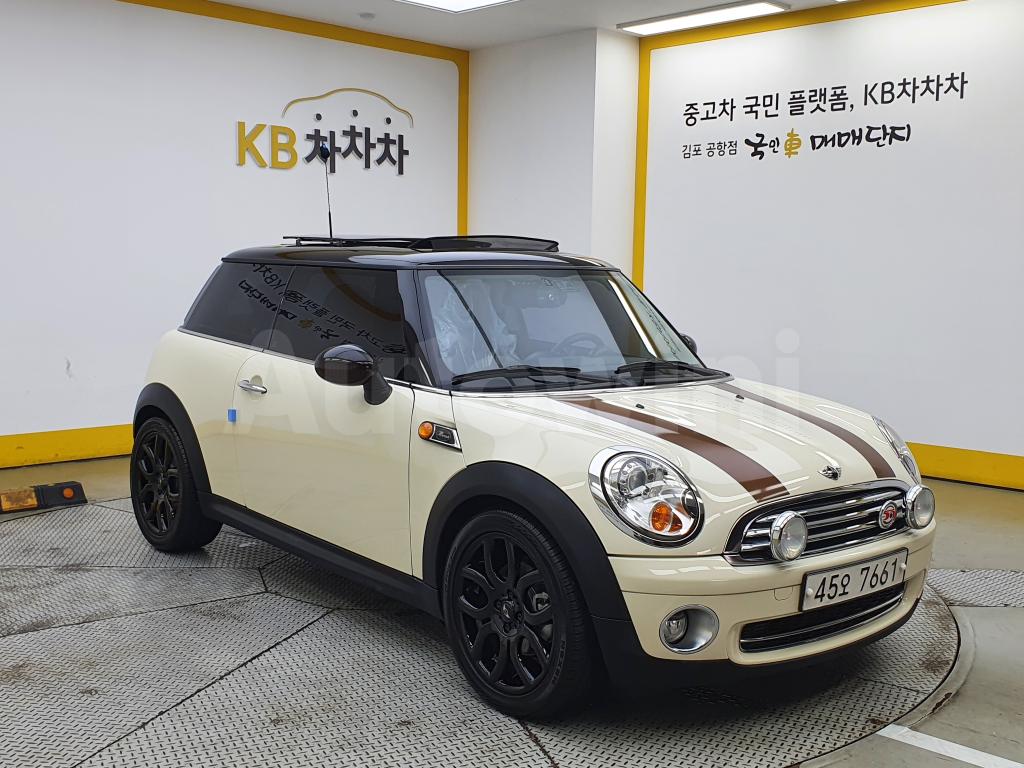 WMWMF3105ATZ76899 2010 MINI COOPER 1.6 MAYFAIR-1