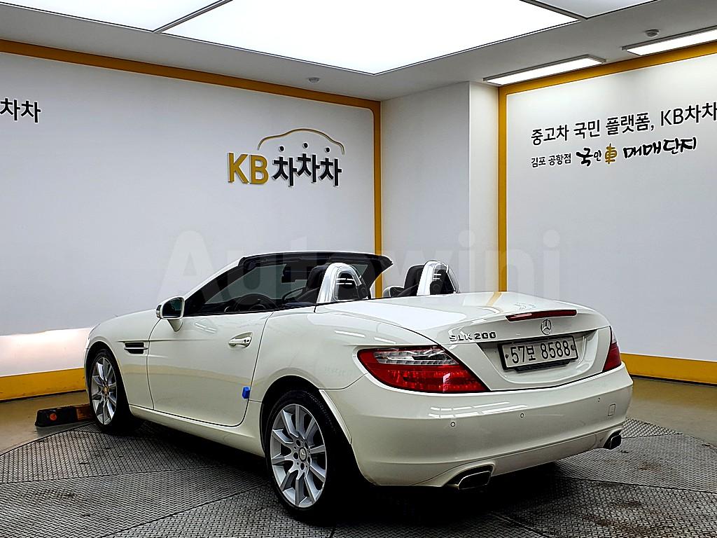 WDDPK4JA8DF052119 2013 MERCEDES BENZ SLK CLASS SLK200 BLUEEFFICIENCY R172-4