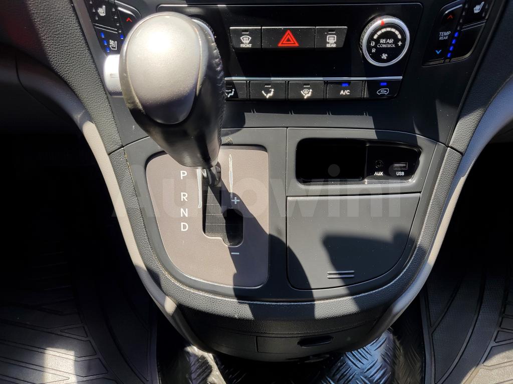 2019 HYUNDAI  GRAND STAREX SMART 2WD A/T NAV ABS ESP - 30