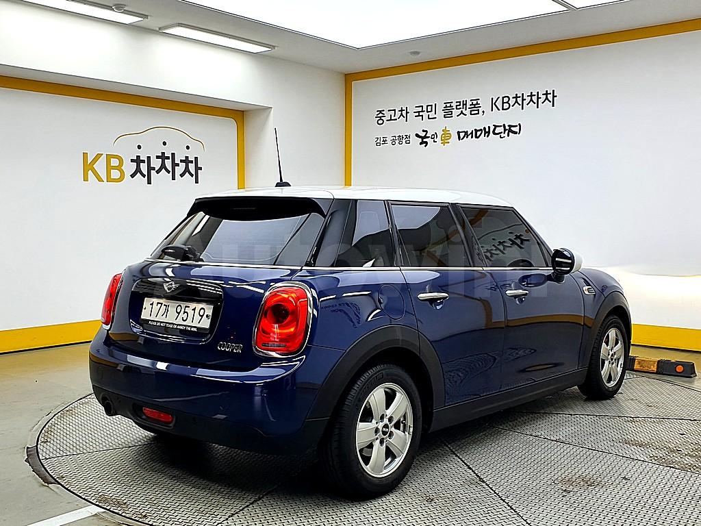 WMWXU1102J2H33597 2018 MINI COOPER 1.5 5-DOOR BASIC TYPE-2