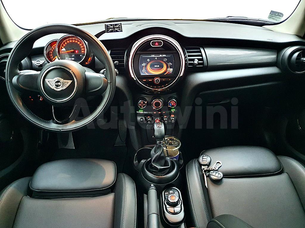 WMWXU1102J2H33597 2018 MINI COOPER 1.5 5-DOOR BASIC TYPE-4