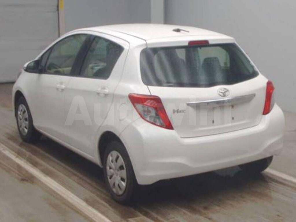 KSP130-2036191 2012 TOYOTA VITZ FM-3