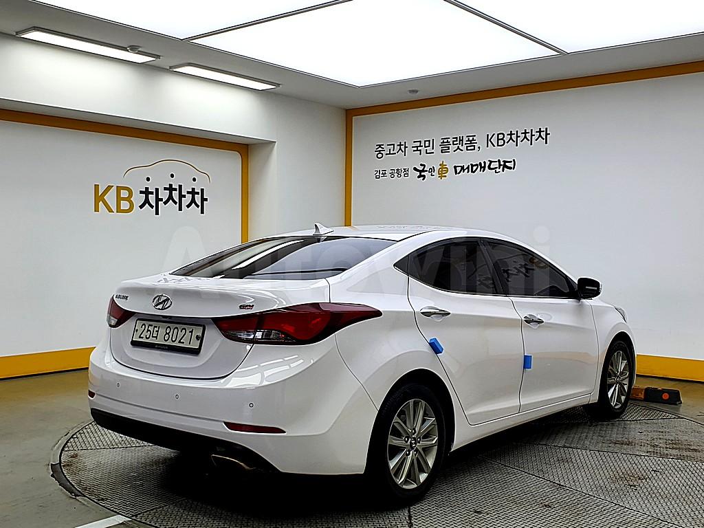 KMHDG41DBFU296244 2015 HYUNDAI  AVANTE ELANTRA 1.6 GDI MODERN BASIC-2