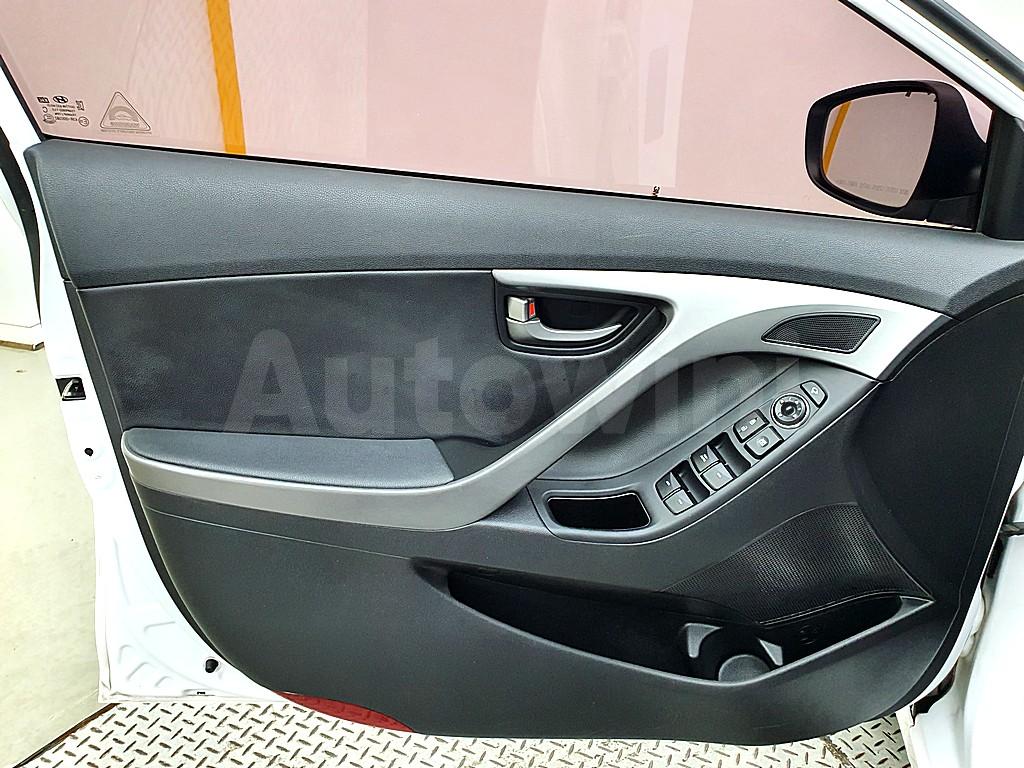 2015 HYUNDAI  AVANTE ELANTRA 1.6 GDI MODERN BASIC - 8