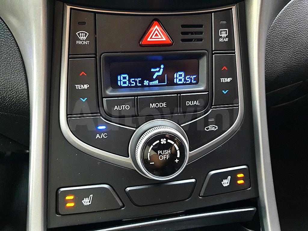 2015 HYUNDAI  AVANTE ELANTRA 1.6 GDI MODERN BASIC - 14