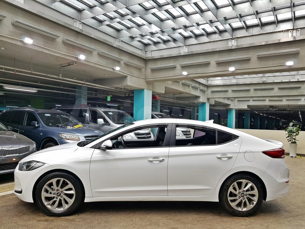 2018 HYUNDAI AVANTE AD ELANTRA LPG (17R+GPS+LEATHER) - 8