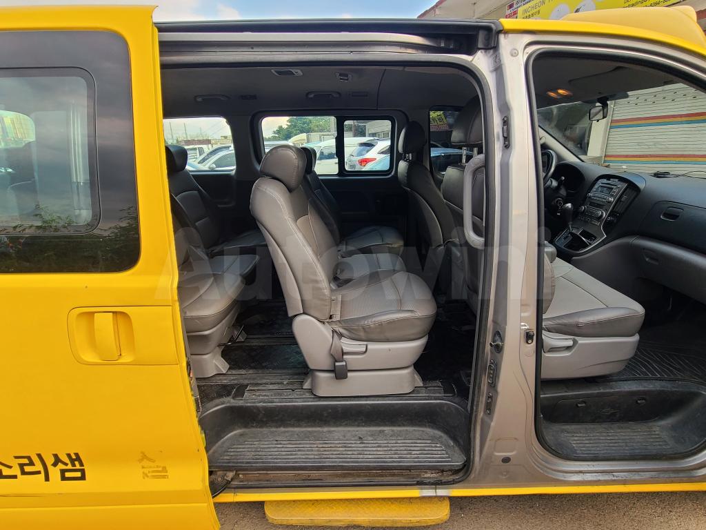 2011 HYUNDAI GRAND STAREX H-1 PREMIUM-12SEAT - 15