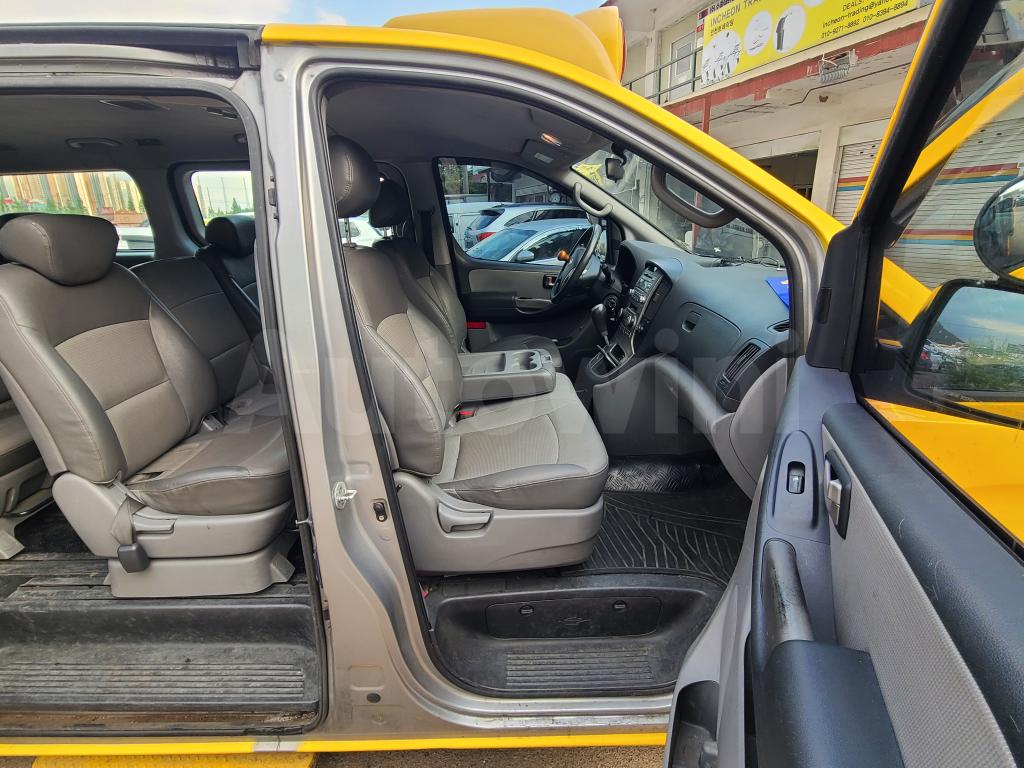 2011 HYUNDAI GRAND STAREX H-1 PREMIUM-12SEAT - 14