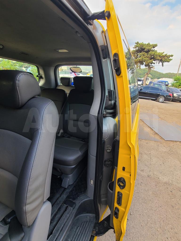 2011 HYUNDAI GRAND STAREX H-1 PREMIUM-12SEAT - 17