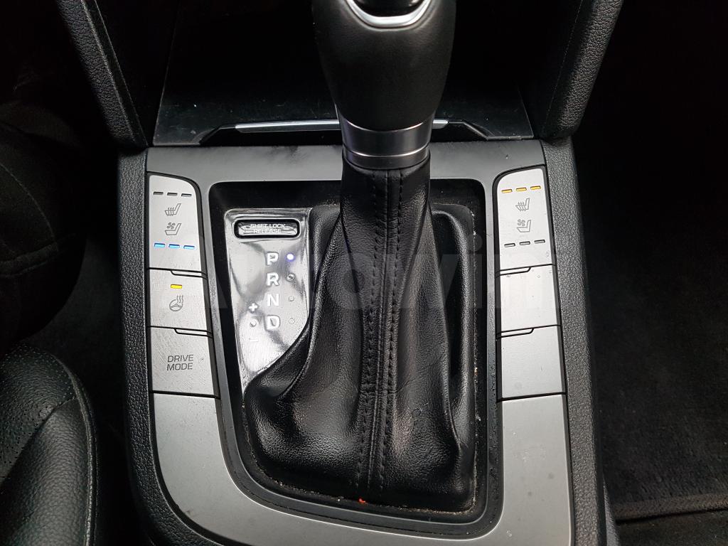 2018 HYUNDAI AVANTE AD ELANTRA L(18R+S*KEY+FULLAUTO+GPS+LEATH - 19