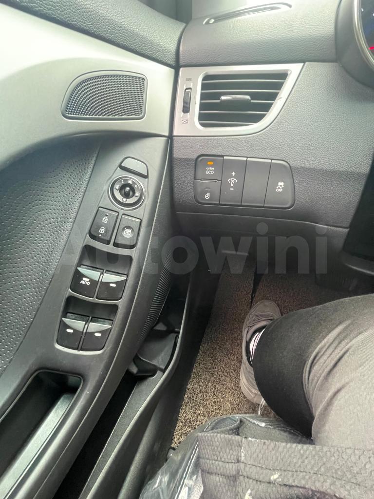 2013 HYUNDAI AVANTE MD ELANTRA R17+ABS+S/KEY+REARCAM+AA/C - 27