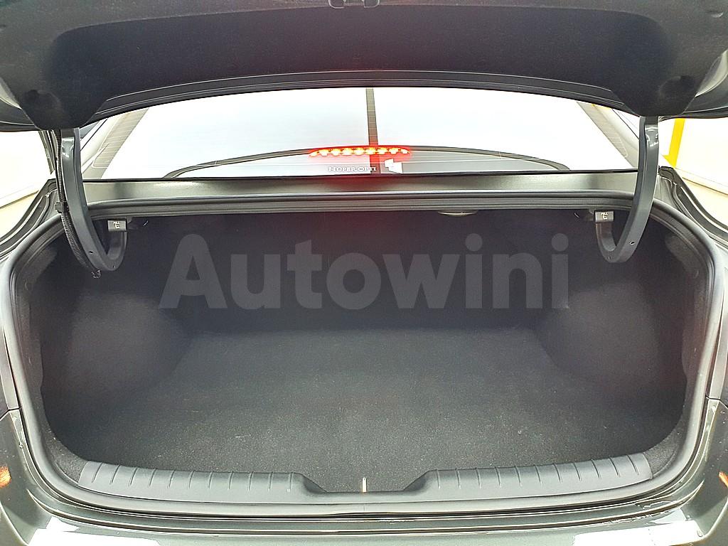2020 HYUNDAI  AVANTE CN7  1.6 INSPIRATION - 16