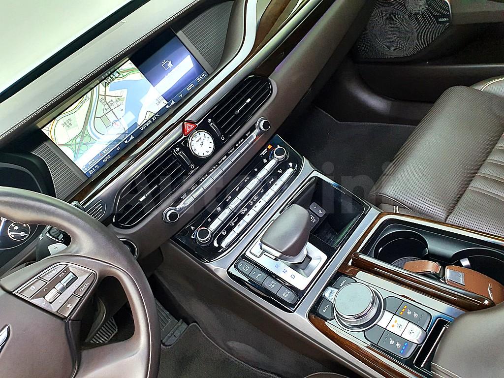 2018 GENESIS EQ900 3.8 GDI AWD PRESTIGE - 10