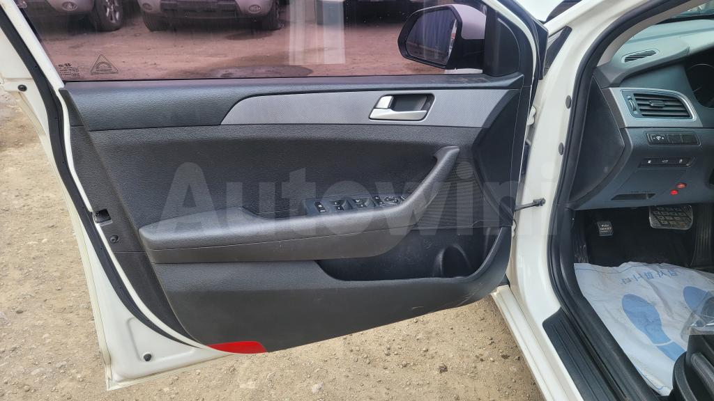 2018 HYUNDAI LF SONATA LPI 2WD A/T - 19