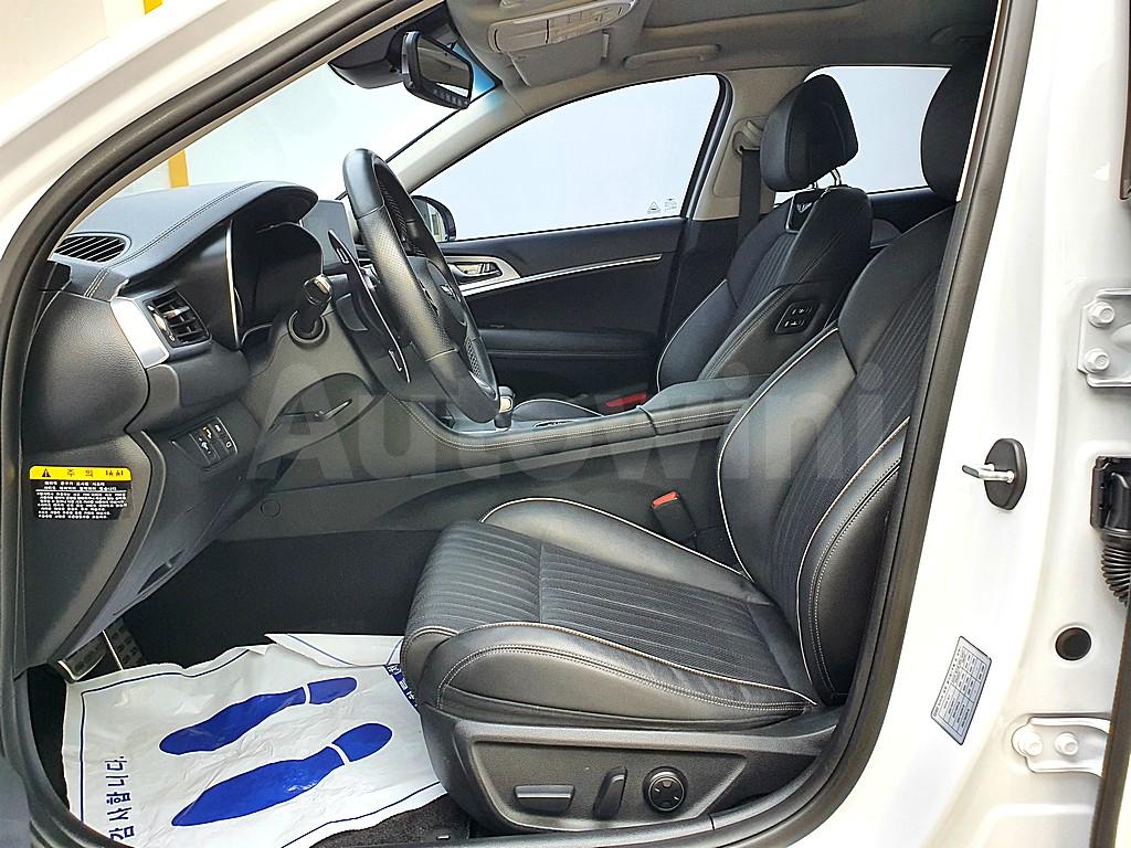 2018 GENESIS G70 2.0T 2WD SUPREME - 8