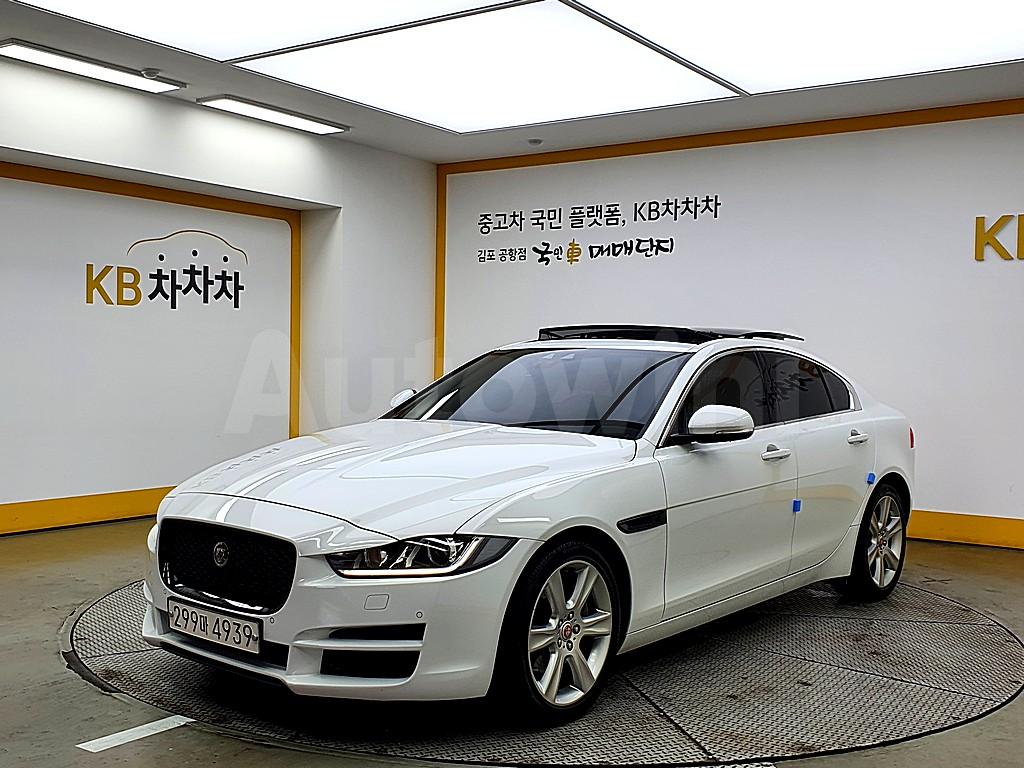 Jaguar XE 2.0 D Prestige 