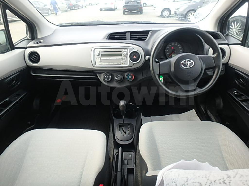 NSP130-20**** 2011 TOYOTA VITZ F SMART-4