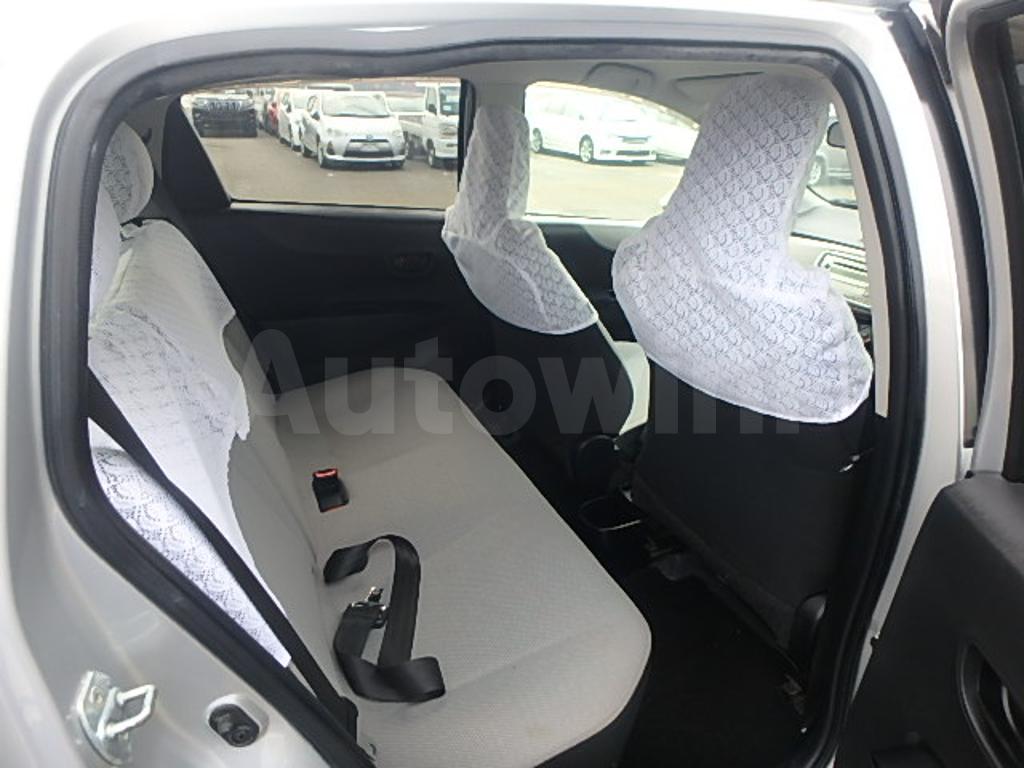 2011 TOYOTA VITZ F SMART - 7