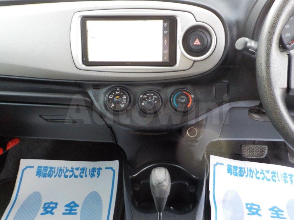 2011 TOYOTA VITZ F - 11