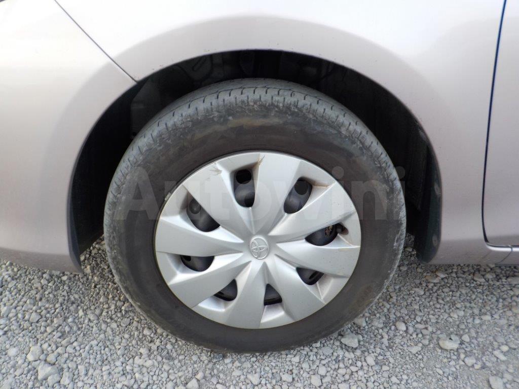 2011 TOYOTA VITZ F - 30