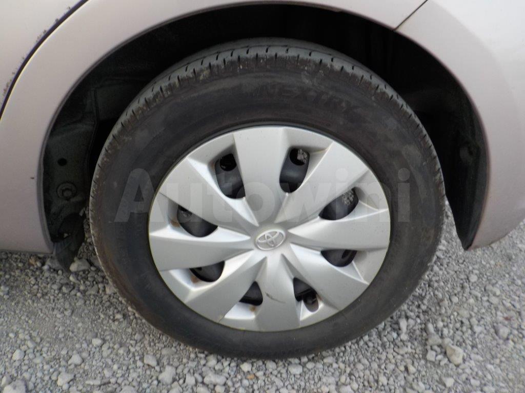 2011 TOYOTA VITZ F - 31