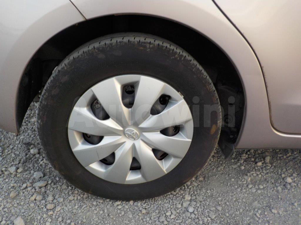 2011 TOYOTA VITZ F - 32