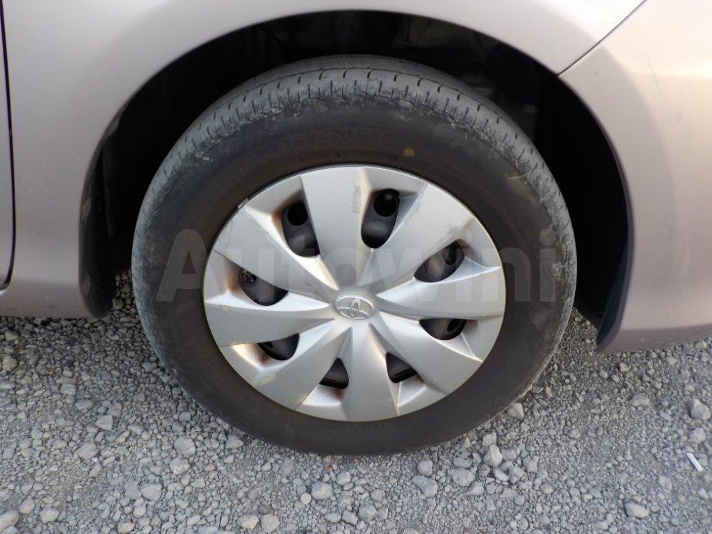 2011 TOYOTA VITZ F - 33