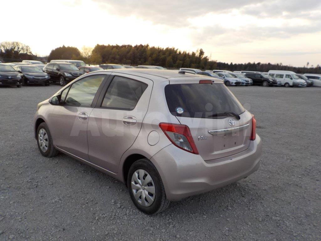 2011 TOYOTA VITZ F - 34