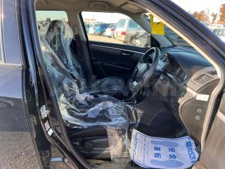 KSP130-2188*** 2016 TOYOTA VITZ F-3