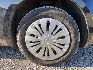 2016 TOYOTA VITZ F - 32