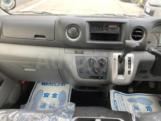VW2E26-****** 2017 NISSAN CARAVAN VAN DX-5