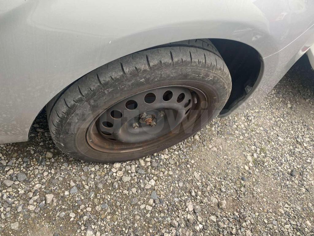2016 TOYOTA COROLLA AXIO 1.5X - 11