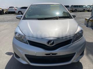 NSP130-21 ***** 2014 TOYOTA VITZ F-1